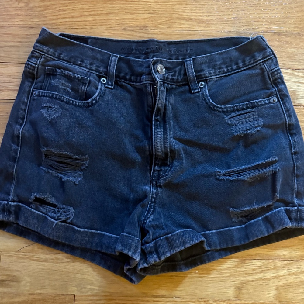 American Eagle Outfitters Dark Denim Distressed Jean Shorts | Size: 6